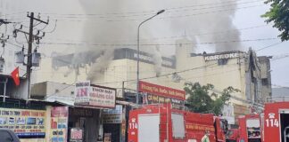 Vietnam karaoke bar fire kills